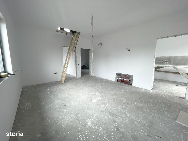 Casă cu 3 camere în Central