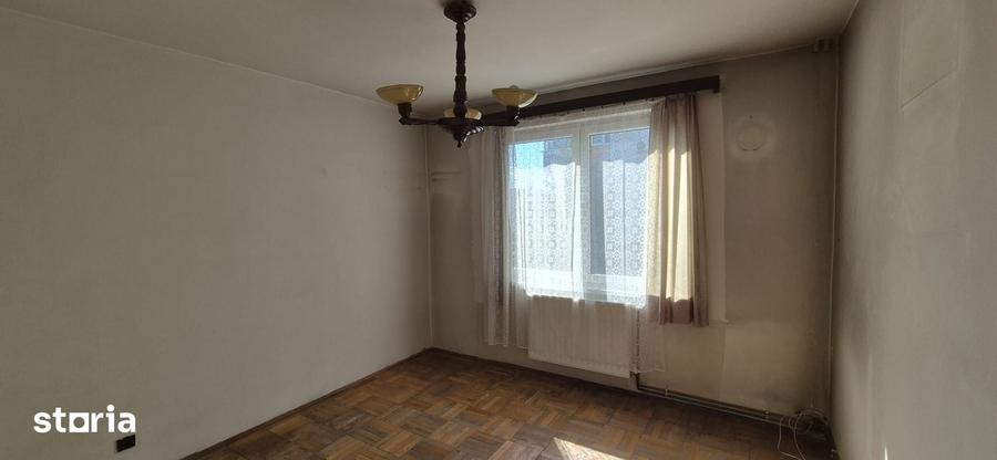 Apartament cu 3 camere decomandat în Tudor Vladimirescu