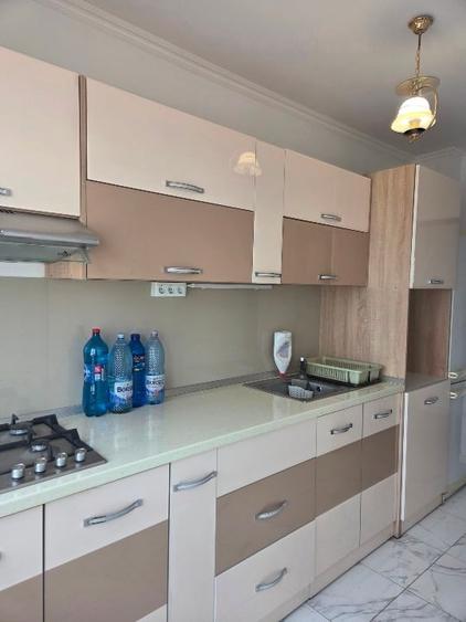 Apartament cu 2 camere circular, mobilat în P-ța Romană