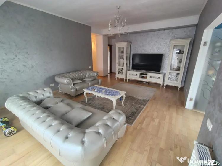 Apartament cu 3 camere semidecomandat în Ultracentral