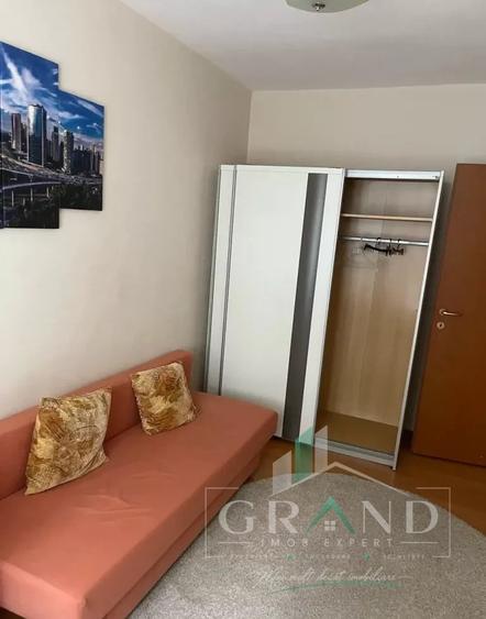 Garsonieră semidecomandată, mobilată în Gară
