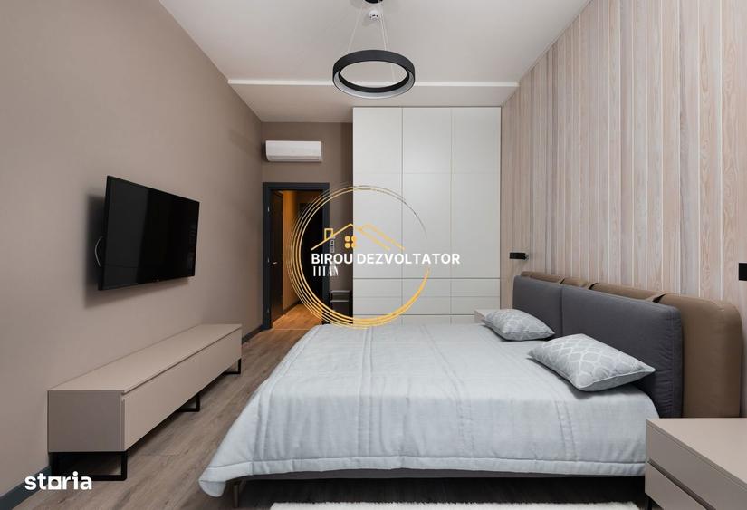 Apartament cu 3 camere decomandat în Titan
