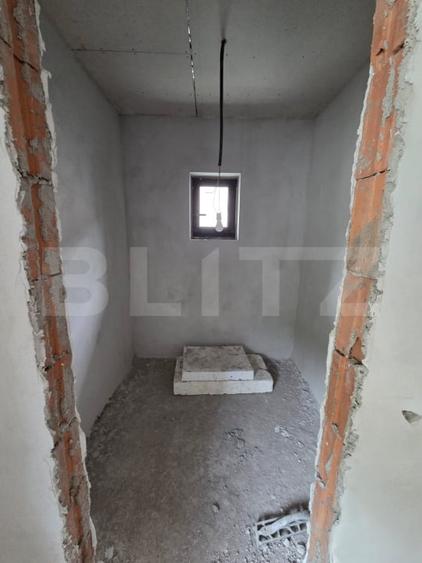 Casă individuală cu 3 camere cu Canalizare în Jibou