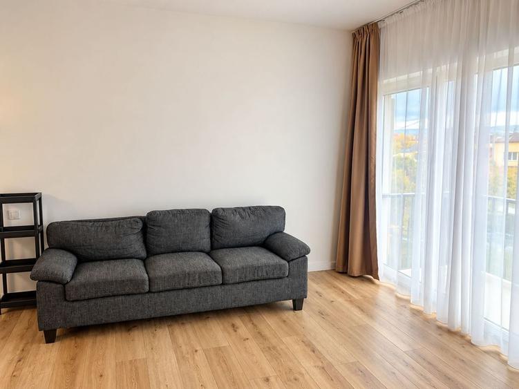Apartament cu 3 camere semidecomandat, mobilat în Someșeni