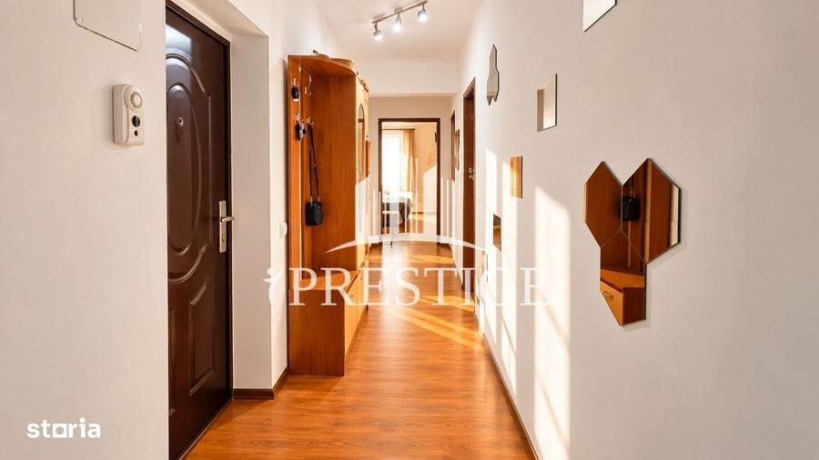 Apartament cu 3 camere decomandat în Șelimbăr — fotografia 2