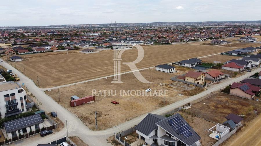 Teren Construcții intravilan de 541 mp, în Sântandrei