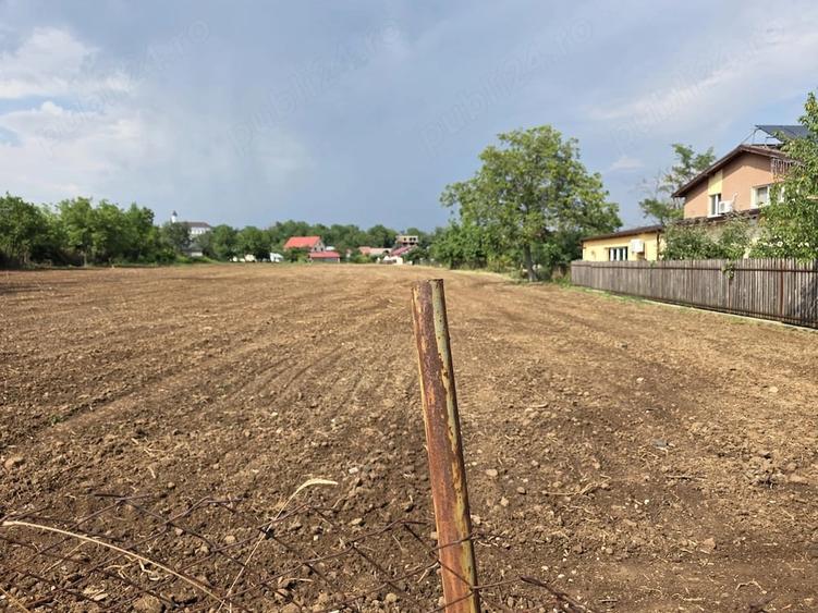 Teren de 4229 mp, în Băicoi