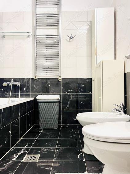 Apartament cu 5 camere decomandat în Central