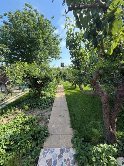 Casă individuală cu 6 camere cu Canalizare în Poiana