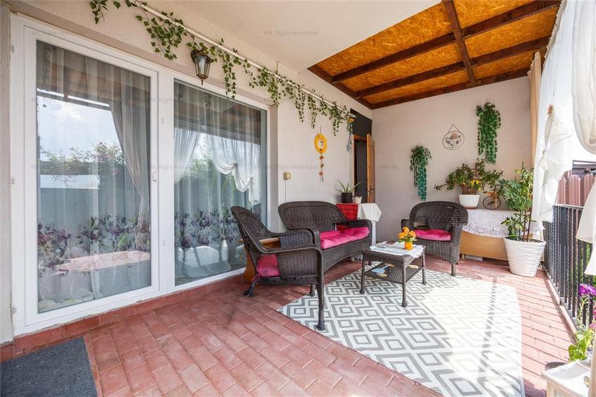 Duplex cu 4 camere cu Teren 227 Mp în Sânpetru