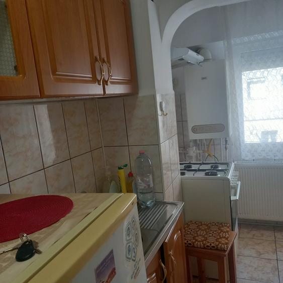 Garsonieră decomandată în Central