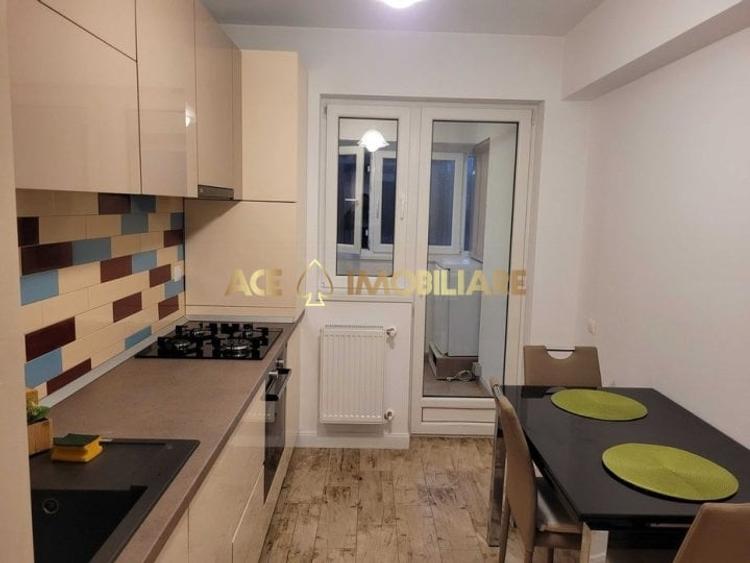 Apartament cu 3 camere decomandat, mobilat în Apărătorii Patriei