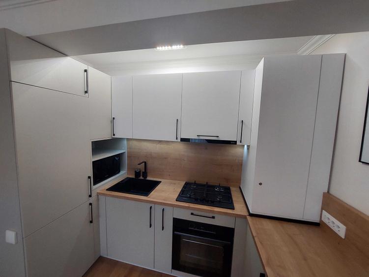 Apartament cu 2 camere decomandat în Cantemir