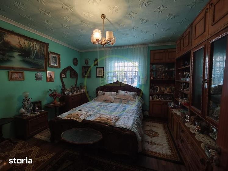 Casă cu 5 camere cu Teren 1296 Mp în Bucovăț