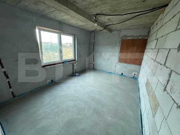 Casă individuală cu 9 camere cu Teren 1005 Mp în Ampoi 3