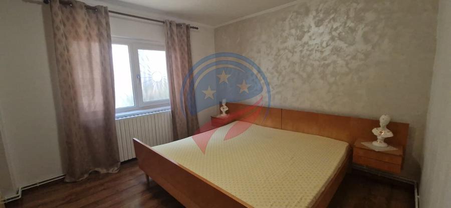 Apartament 4 camere | Parter | Bloc P+4 | Zonă rezidențială liniștită 1Mai - 7