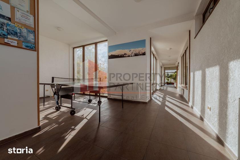 Casă cu Teren 2371 Mp în Bran