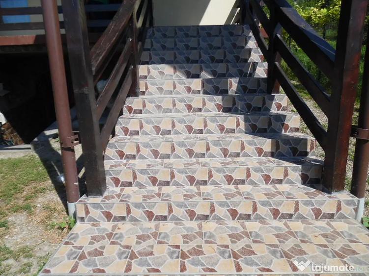 Casă cu 4 camere cu Teren 1700 Mp în Călugareni