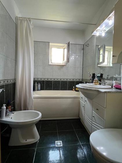 Apartament 3 camere decomandat | 65,5 mp utili + 2 balcoane | Etaj 1 | Dr. Hacman- Calea lui Traian - 2