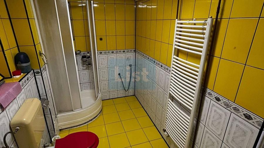 Casă cu 6 camere cu Canalizare în Malul Mureșului