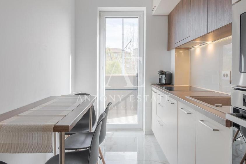 Apartament cu 2 camere decomandat în Europa