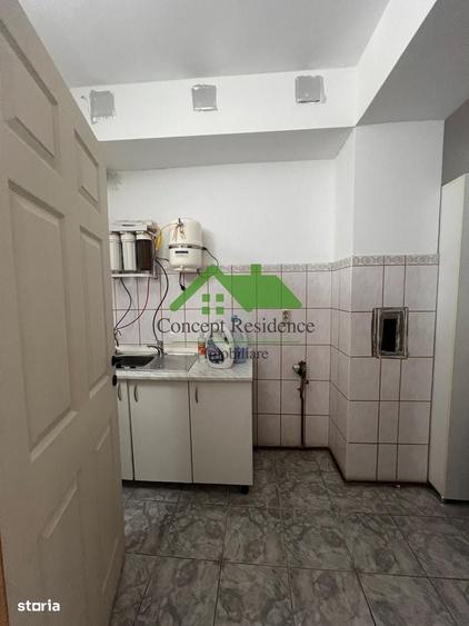 Casă cu 4 camere în Valea Roșie