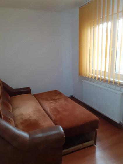 Garsonieră semidecomandată în Traian