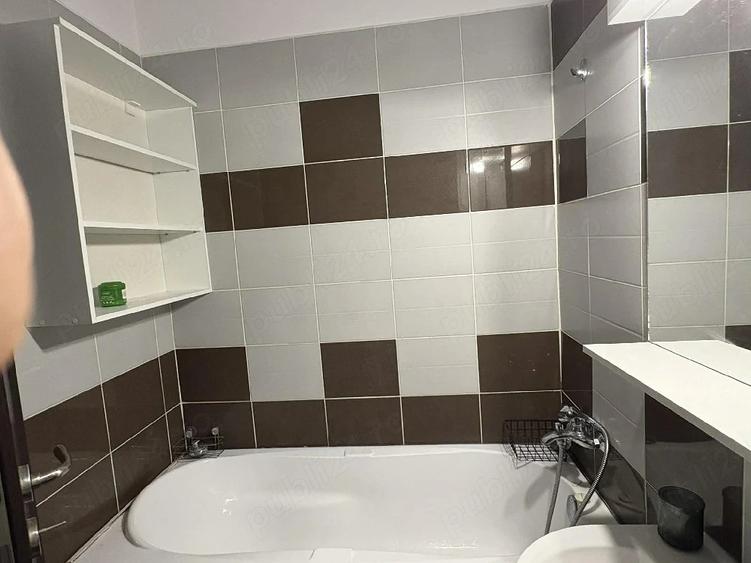 Garsonieră decomandată, mobilată în Tomis Plus