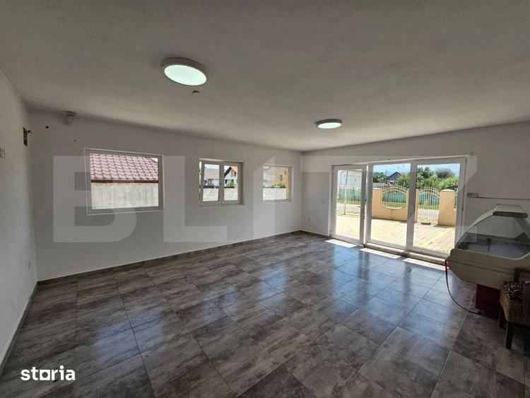 Casă cu 3 camere cu Teren 383 Mp în Central