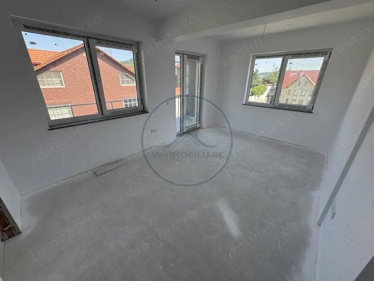 Apartament cu 3 camere decomandat în Cetății