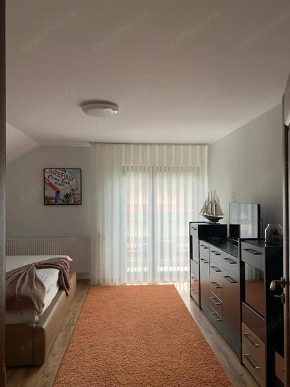 Casă cu 4 camere cu Teren 550 Mp în Central