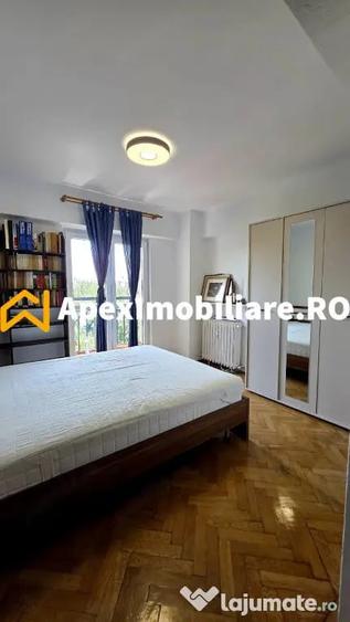 Apartament cu 3 camere decomandat, mobilat în Lacul Tei