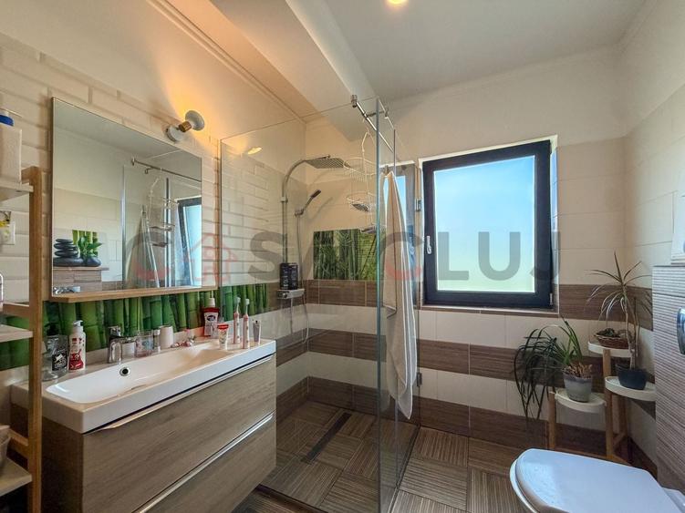 Duplex cu 4 camere cu Canalizare în Dâmbul Rotund