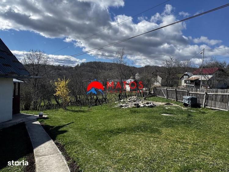 Casă cu 3 camere cu Teren 3025 Mp în Ghioșești