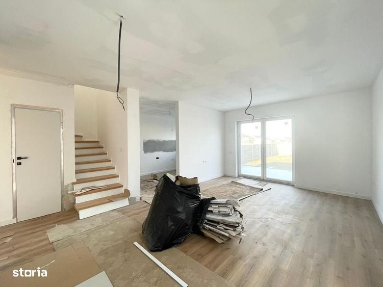Casă cu 4 camere cu Teren 352.5 Mp în Central