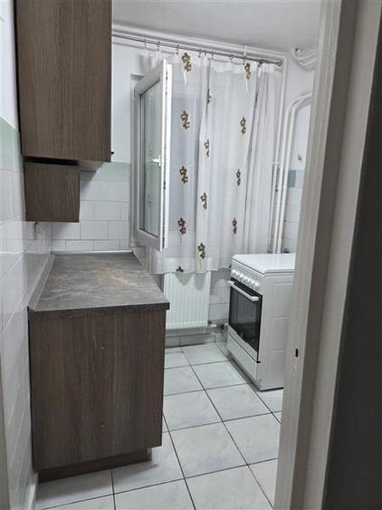 Apartament cu 2 camere decomandat în Păcii