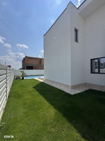 Casă cu 4 camere în Domnești