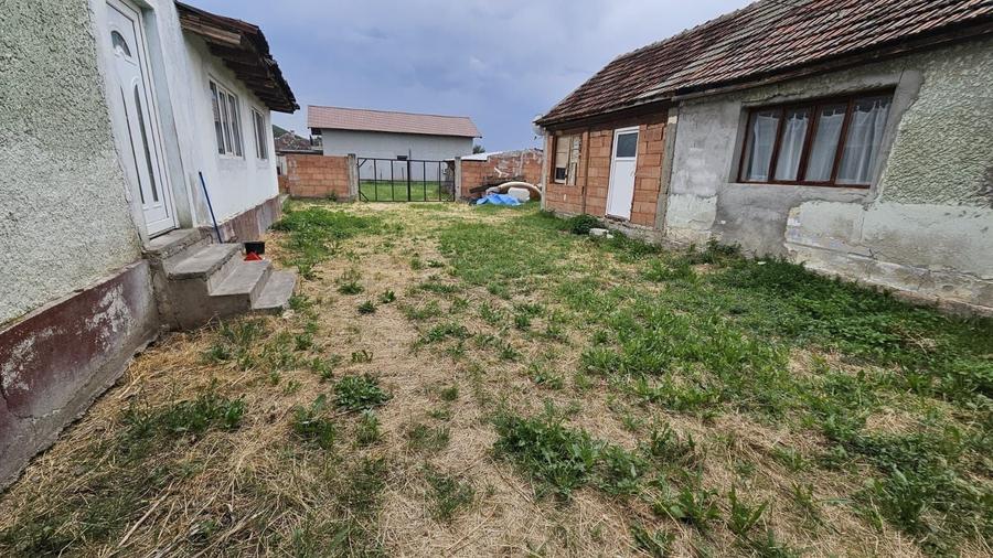 Casă cu 4 camere în Galșa