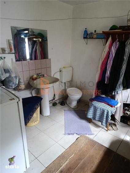 Casă cu 3 camere decomandat cu Teren 418 Mp în Central