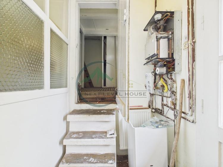 Casă individuală cu 7 camere cu Canalizare în Prejmer