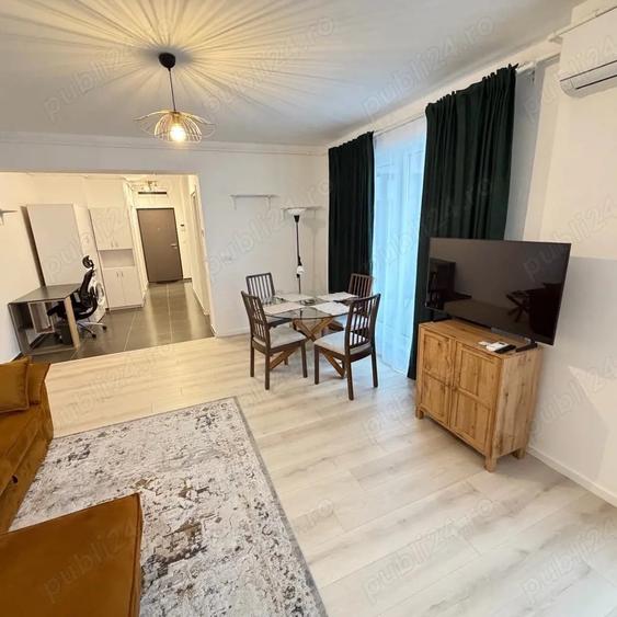 Apartament cu 2 camere decomandat în Central