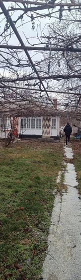 Casă cu 3 camere semidecomandat în Goruni