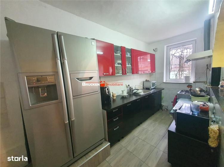 Casă cu 4 camere cu Teren 824 Mp în Central