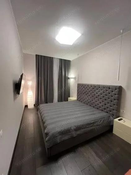 Apartament cu 3 camere decomandat în Berceni