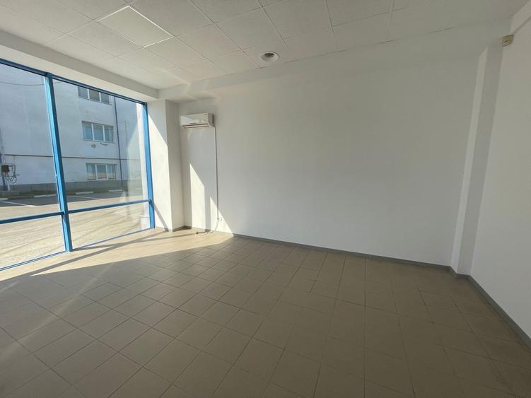 Spațiu comercial, de 380 mp, în Calea Severinului