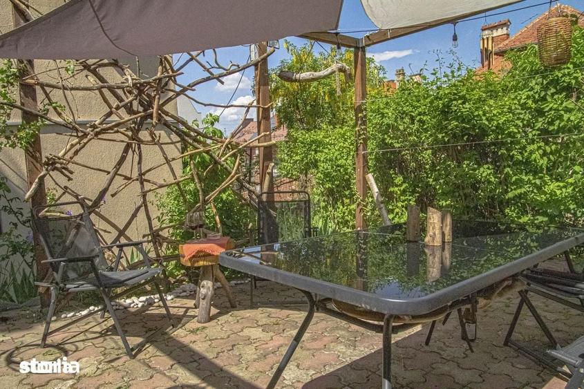Apartament cu 2 camere decomandat în Centrul Istoric