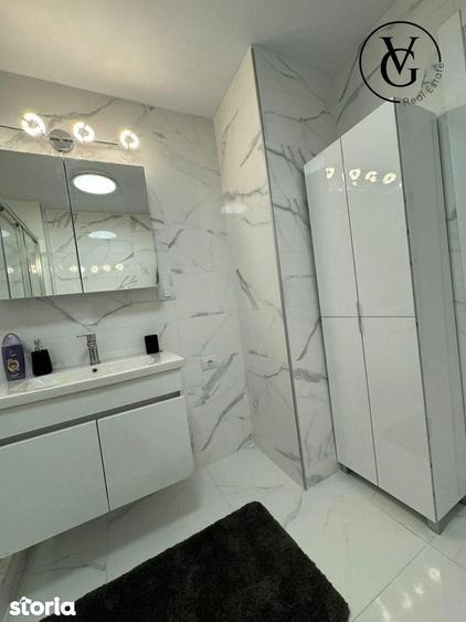 Apartament cu 2 camere decomandat, mobilat în Sud