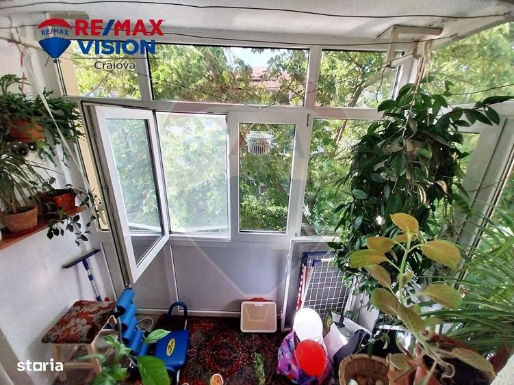 Apartament cu 3 camere decomandat în Valea Rosie