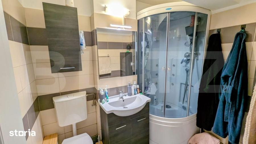 Apartament 3 camere, 58 mp, complet renovat mobilat, etaj 2 lift, zona - 1