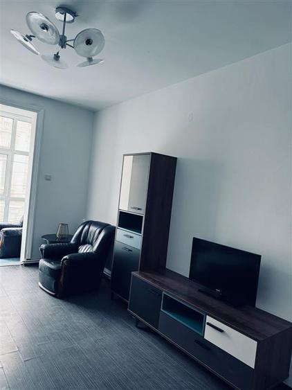 Apartament cu 2 camere decomandat, mobilat în Ultracentral